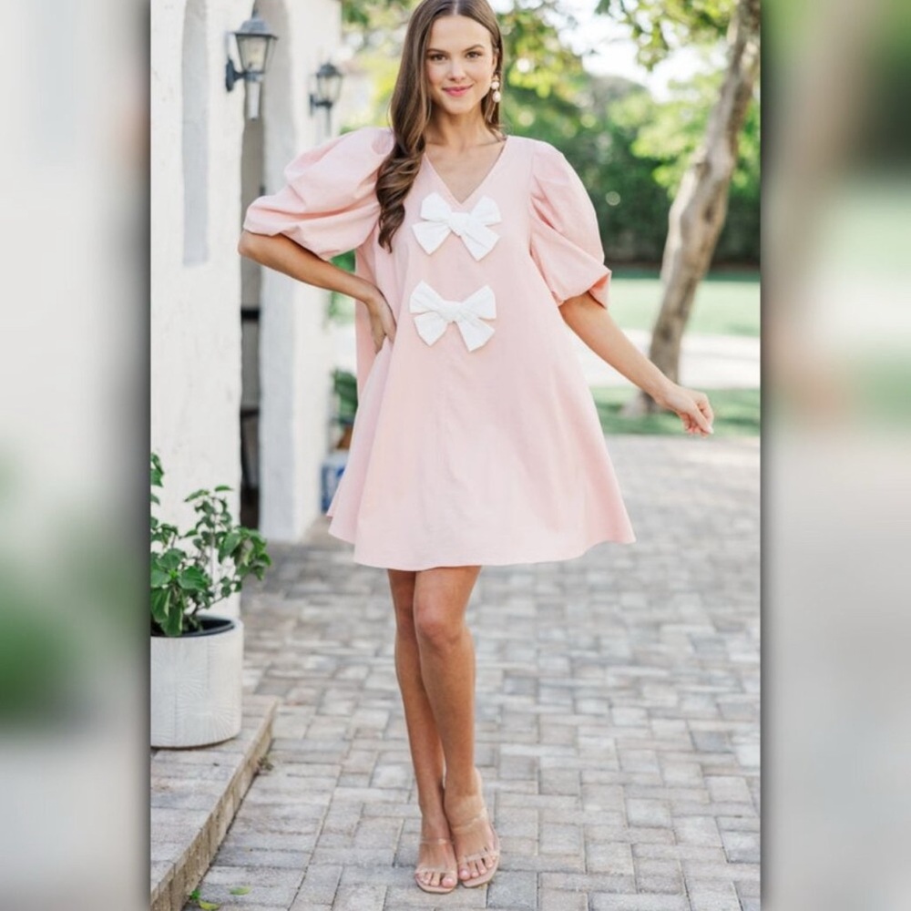 A167 ✽  Blush Pink Puff Sleeve Bow Dress